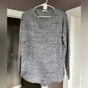 Cotton On gray long sleeve - size small
